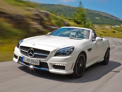 Mercedes-Benz SLK 55 AMG: Zvanične fotografije i informacije
