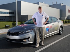 Kia sa hibridnom Optimom lovi svetski rekord