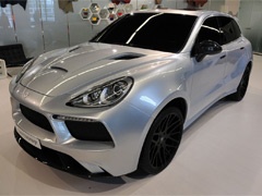 Eterniti u Frankfurtu: Porsche Cayenne iz Londona