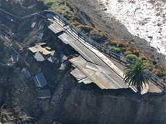 Neverovatno: Autoput se srušio u okean