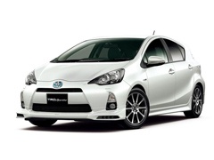 Toyota Aqua/Prius C: Mali Prius predstavljen zvanično