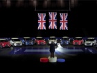 Video: MINI svira britansku himnu