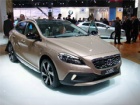 Sajam automobila u Parizu: Volvo V40 Cross Country