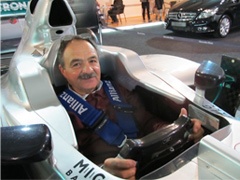 F1 - Za volanom bolida Mercedes AMG Petronas F1 W03