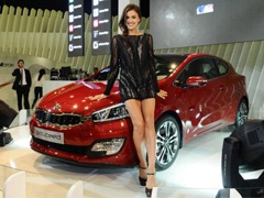 Irina Shayk kao mamac za novu Kiu pro_cee´d