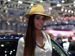 Lepotice na sajmu automobila u Ženevi 2013