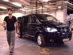 Robi Vilijams koristi Multivan već deset godina 