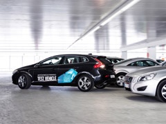 Volvo predstavlja genijalan sistem samo-parkiranja