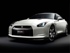 Nissan GT-R Nismo: do stotke za 2 sekunde!