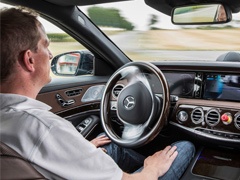 Mercedes S-Klasa prešla 100 km bez vozača u realnom saobraćaju