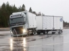 Volvo Trucks povećava bezbednost na klizavim putevima