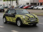 Snimljen Mini Cooper Cabrio 2014