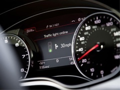 Audi ima sistem koji otkriva zeleni talas na semaforima + VIDEO