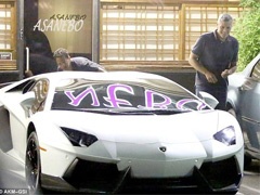 George Clooney ima novi automobil - Lamborghini Aventador