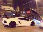 Lamborghini Aventador se podvukao pod Mercedes GLK (foto)