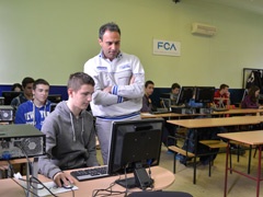 FCA Srbija donirala kompjutere Prvoj kragujevačkoj gimnaziji