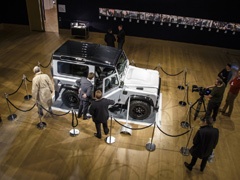 Land Rover Defender: 2-milioniti primerak prodat na aukciji (foto+video)