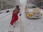 Snowboardom po zavejanom New Yorku (VIDEO)