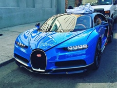 Bugatti Chiron snimljen na ulici u New Yorku, potpuno bez maske (FOTO)