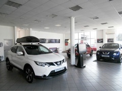 Nissan-LF Auto centar - U petak, 13. maja Nissan po specijalnim cenama