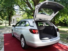 Nova Opel Astra Sports Tourer stigla u Srbiju (FOTO)
