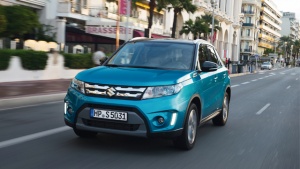 Suzuki Vitara s opremom Premium po sistemu plati i vozi
