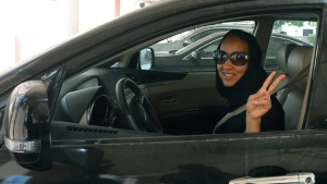 Ženama u Saudujskoj Arabiji biće dozvoljeno da voze automobil