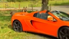 Pogledajte kako je magarac oštetio 300.000 € vredan McLaren (VIDEO)