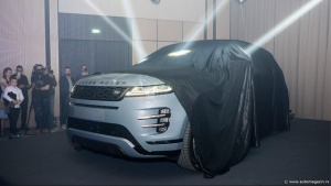 Novi Range Rover Evoque stigao u Srbiju - prvi naši utisci o malom Velaru