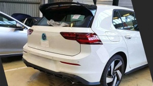 Novi VW Golf 8 GTI stiže u Ženevu - otkrivanje počinje
