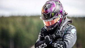 F1 VN Belgije 2020 - Hamilton ima pol poziciju, koju je posvetio nedavno preminulom glumcu