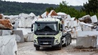 Prodaja novih Volvo kamiona koji vozačima olakšavaju donošenje pravih odluka je počela u Srbiji
