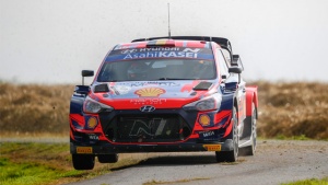 Renties Ypres Rally Belgium 2021 - Neuville na korak od pobede