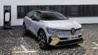 Renault - parkiranje jednom papučicom (VIDEO)