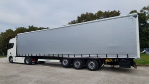 Isporučena prva poluprikolica KRONE Profi Liner nove generacije