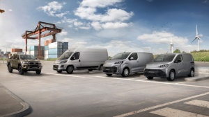 Nova Toyota PROACE MAX potpuno zaokružuje elektrifikovanu gamu modela Toyota Professional