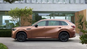 Nova Mazda CX-80 je sada dostupna za naručivanje