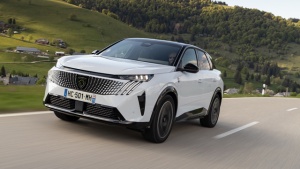 Peugeot opoziva na vanredni servis skoro 100.000 automobila