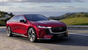 Mazda 6e osvaja nagradu World Car Design of the Year 2026